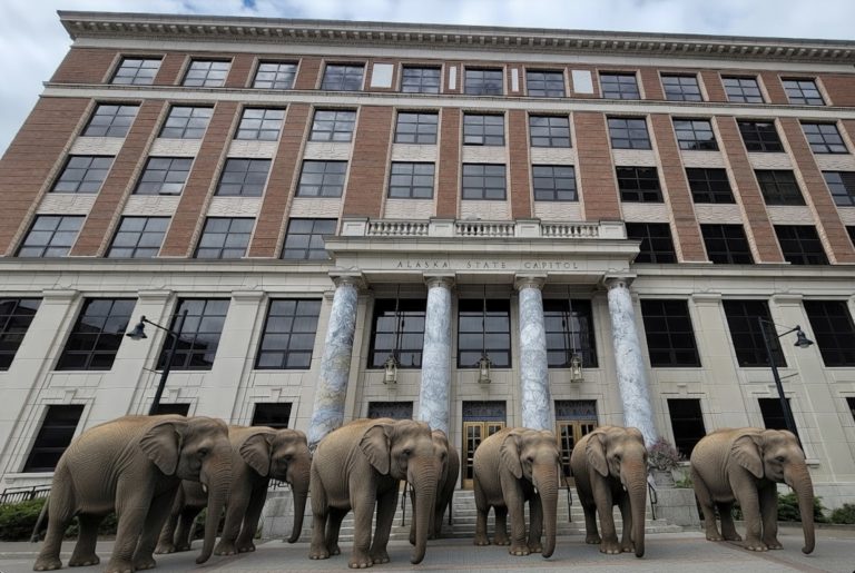 Group of Alaska lawmakers rally behind shared GOP platform as Legislature convenes Jan. 20