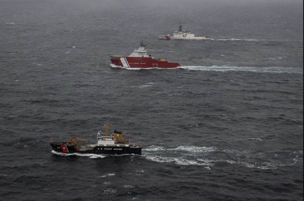 Wrapp Guard Coast Guard cutter Munro wraps up Arctic patrol after monitoring three ...